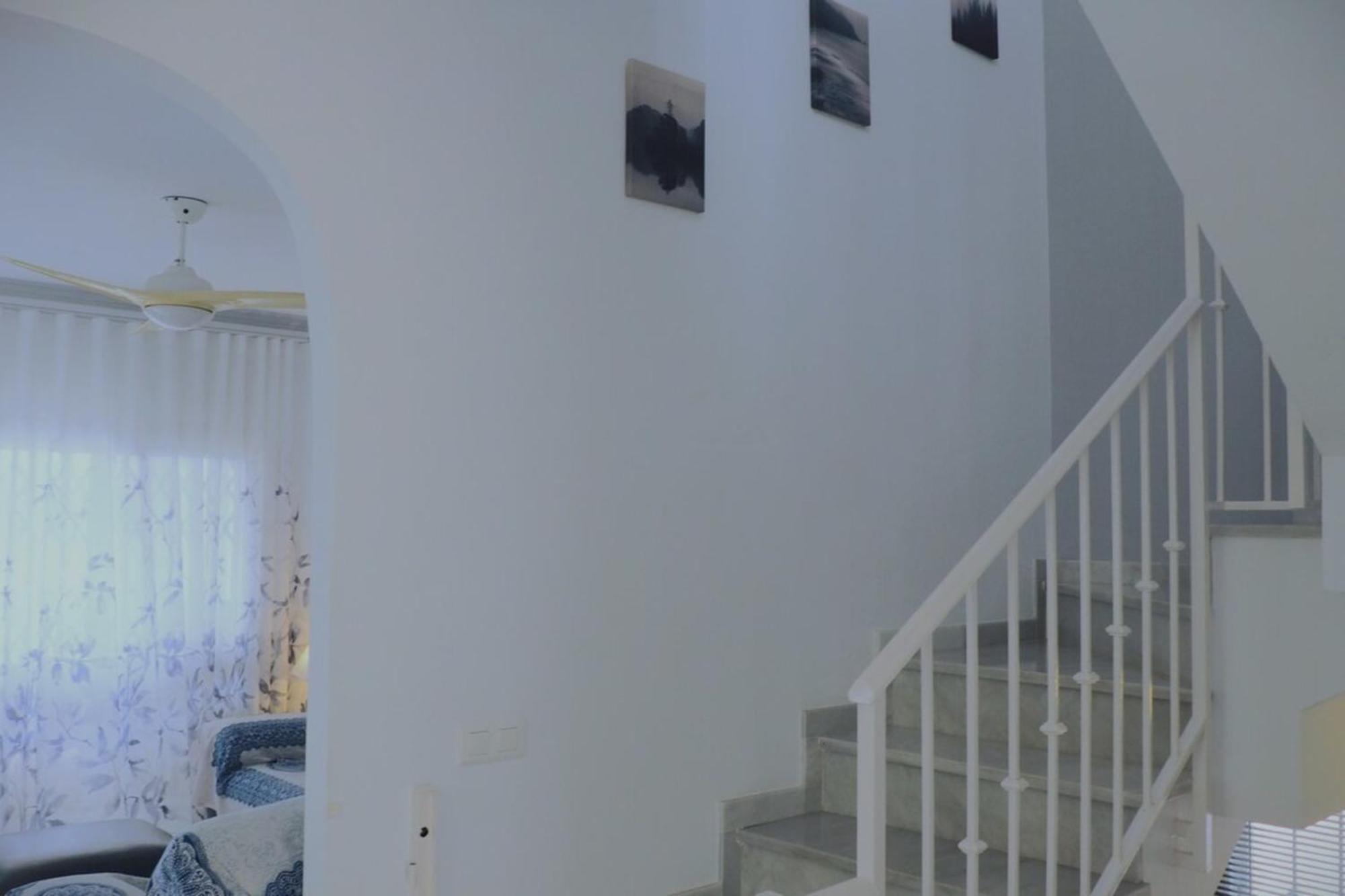 Stylish Villa Private Pool Ideal For Large Family 内尔哈 外观 照片